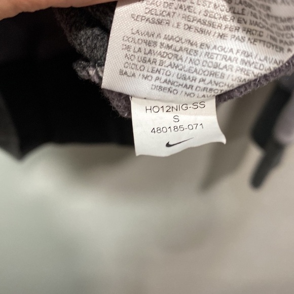 Nike athletes sweatshirt zippered - Picture 5 of 9